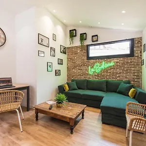 https://bel-appart-rnov-la-bohme.aixenprovencehotels.org