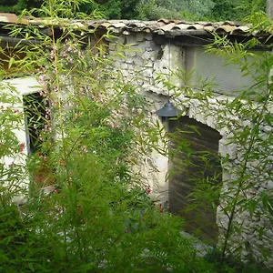 https://gite-le-grenier.fr-provencehotel.com